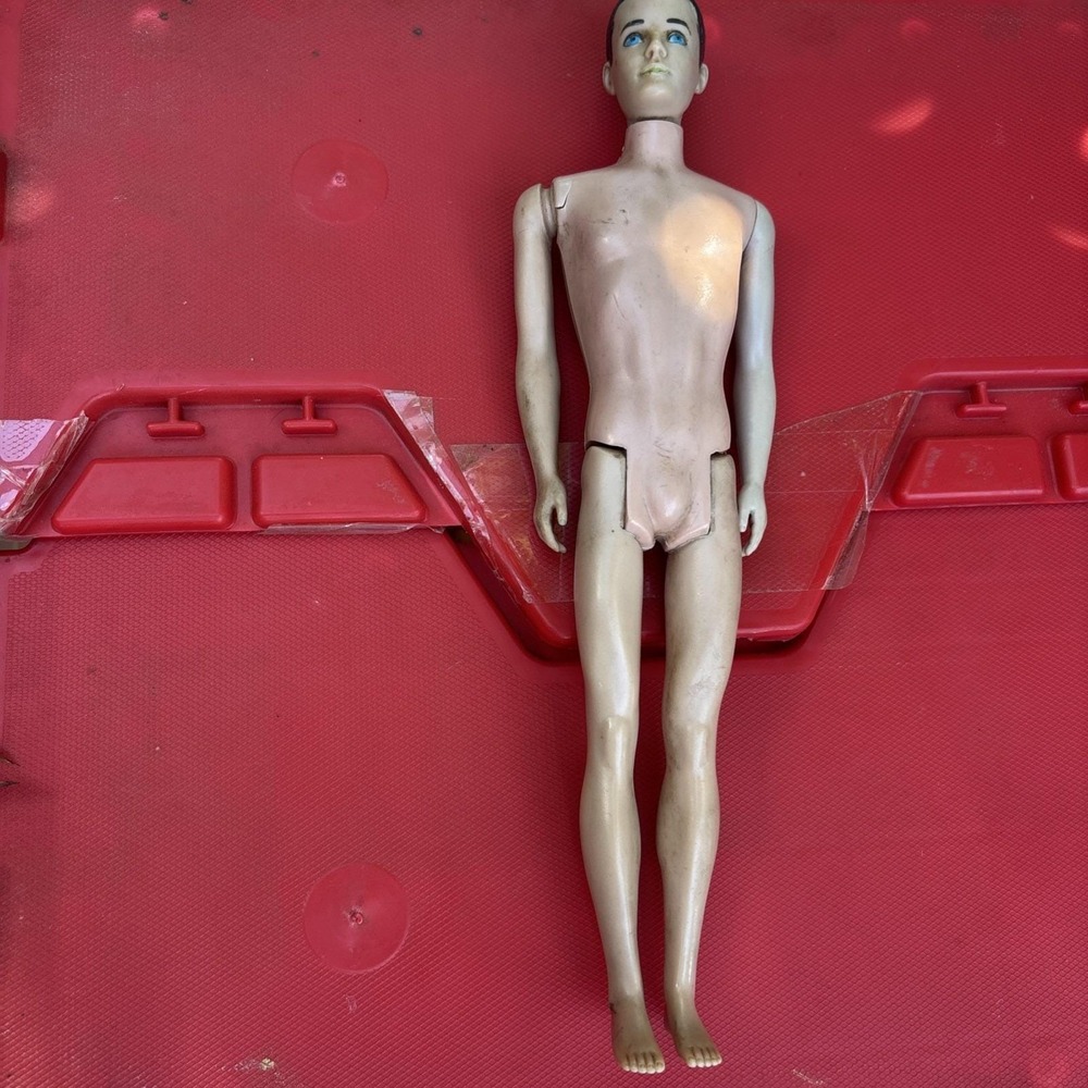 Vintage 1962 Mattel Painted Hair Ken Doll #0750 Brunette Straight Leg Great Face